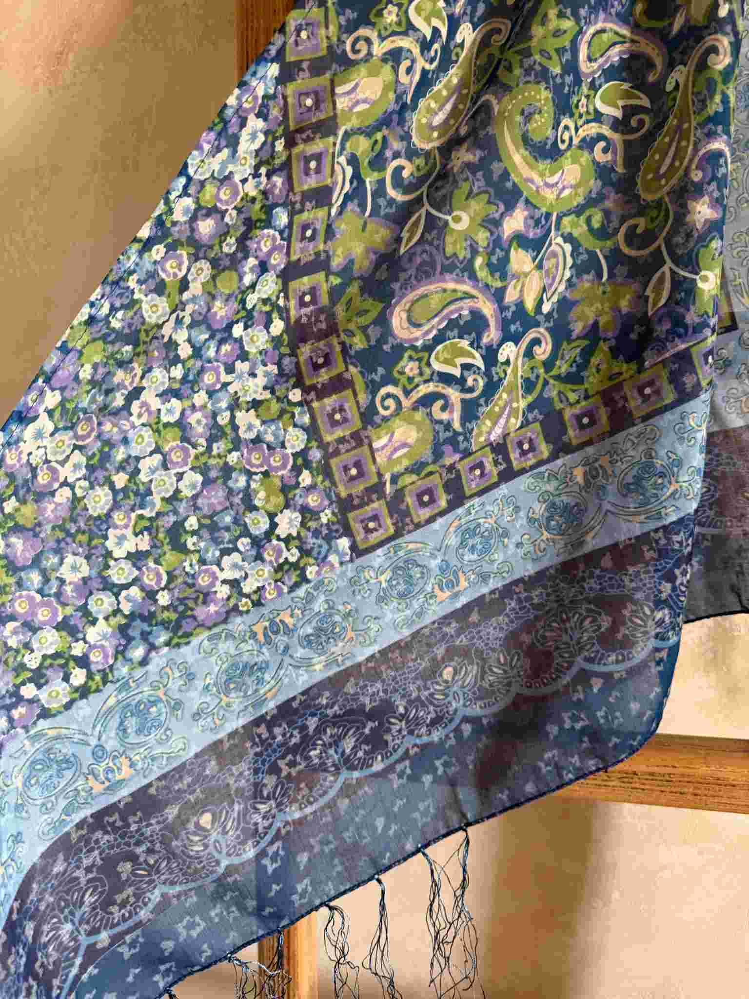 Kairos Azure Sarong